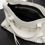 Le City Medium Leather Tote Bag – Balenciaga