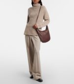 The Row N/S Izzy Classic Leather Shoulder Bag – Dark Brown Ans