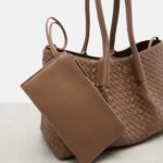 Pinacoteca Intrecciato Leather Tote Bag in Brown – Bottega Veneta