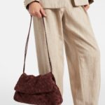 Giorno Intrecciato Suede Shoulder Bag: Elegant Luxury – Bottega Veneta