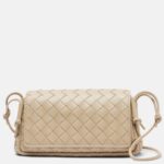 P011Notturno Intrecciato Leather Crossbody Bag in Beige – Bottega Veneta51280