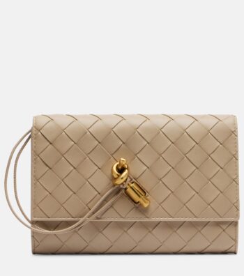 Andiamo Leather Pouch with Strap in Beige - Bottega Veneta